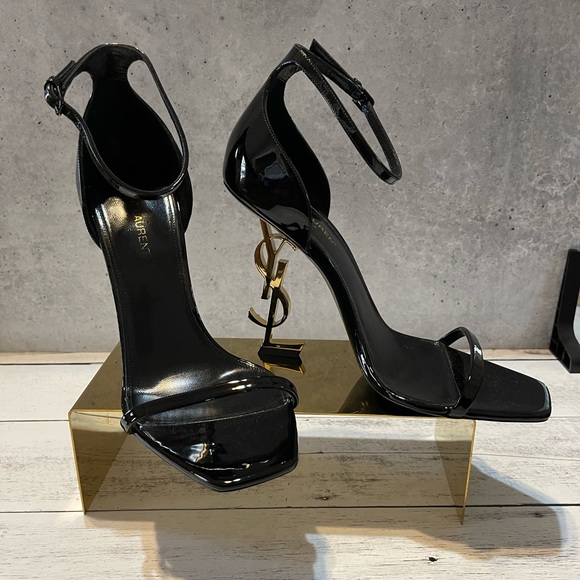 Gently used (worn 3x to be exact) YSL authentic heels - Picture 1 of 7